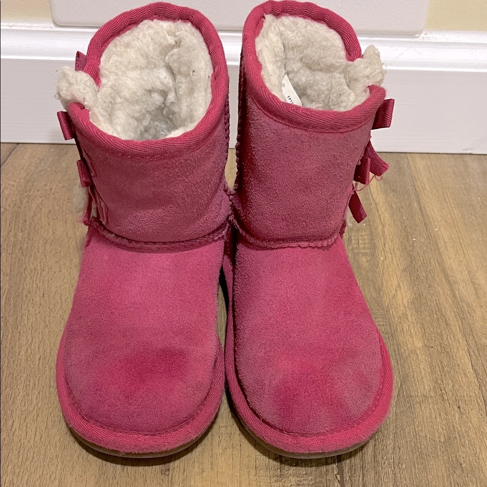 Koolaburra by Ugg size 8 toddlers shoe